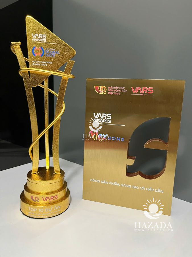 Cup Hợp Kim Dát Vàng Cao Cấp Chế Tác Độc Quyền Cho Hội Môi Giới Bất Động Sản Việt Nam VARS 