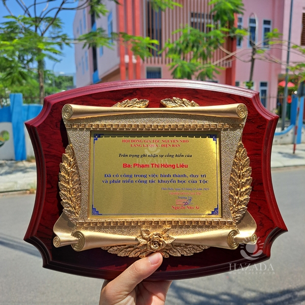 Thiết kế bảng vinh danh tại Đà Nẵng, Thiết kế bảng vinh danh, Thiết kế bảng vinh danh kỷ niệm chương tại Đà Nẵng, Thiết kế bảng vinh danh kỷ niệm chương,  bảng vinh danh tại Đà Nẵng,  bảng vinh danh kỷ niệm chương tại Đà Nẵng, bảng vinh danh kỷ niệm chương, dịch vụ Thiết kế bảng vinh danh tại Đà Nẵng, dịch vụ Thiết kế bảng vinh danh