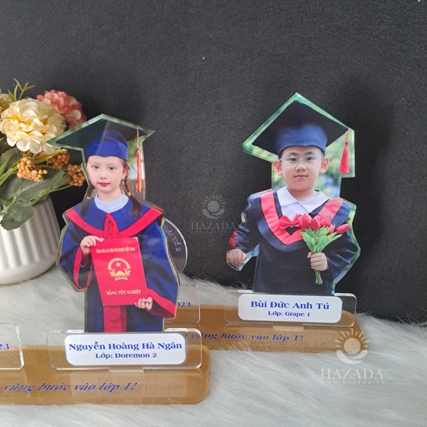 In kỷ niệm chương tại Đ&agrave; Nẵng, In kỷ niệm chương,  kỷ niệm chương tại Đ&agrave; Nẵng,  kỷ niệm chương, dịch vụ In kỷ niệm chương tại Đ&agrave; Nẵng, dịch vụ In kỷ niệm chương, dịch vụ l&agrave;m kỷ niệm chương, l&agrave;m kỷ niệm chương