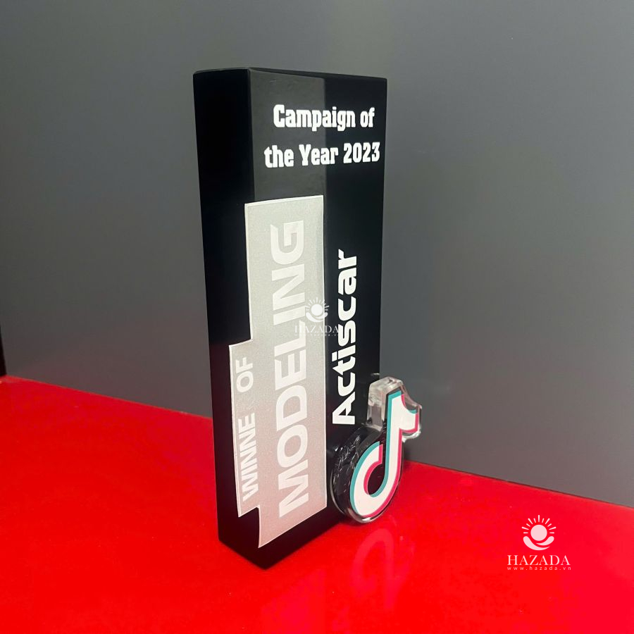 Cup Tiktok Chế Tác Độc Quyền Pha Lê Khối Cao Cấp